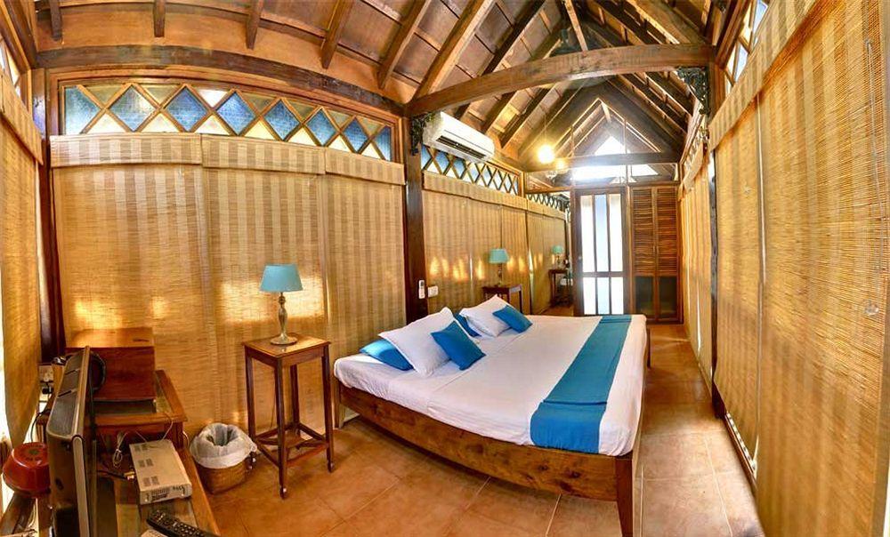 Cavala The Seaside Resort Baga Bagian luar foto